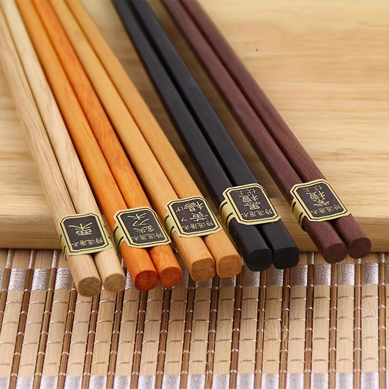 Five pairs of wooden chopsticks, spaghetti, kitchen cooking, solid wood chopsticks, five types of wooden chopsticks, square chopsticks, kitchen utensils